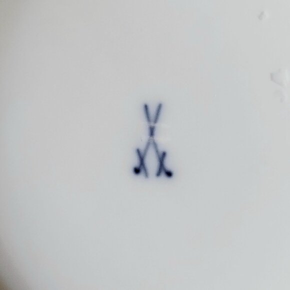 Antique Meissen Plate Courting Couple Romantic Scene Floral Design 8.75" - Picture 7 of 10